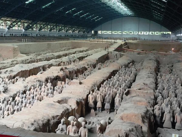 terra cotta warriors and horses